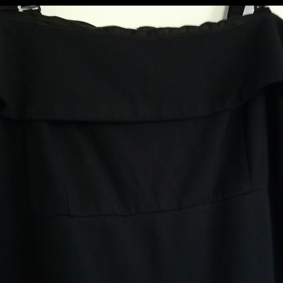 Torrid Black Off Shoulder / Cold Shoulder Assymetrical Hem Bodycon Dress - Picture 7 of 14